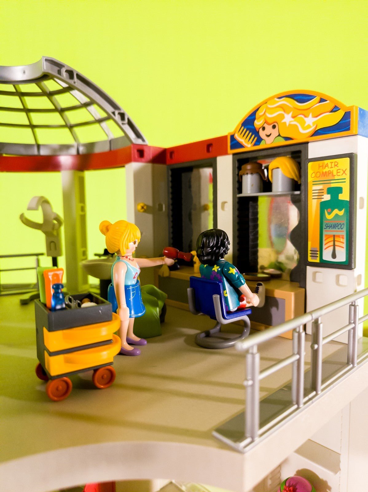 PLAYMOBIL Shopping Center 5485 Friseur Boutique Figuren Eis nerdycustom MOC - nerdyvana.com