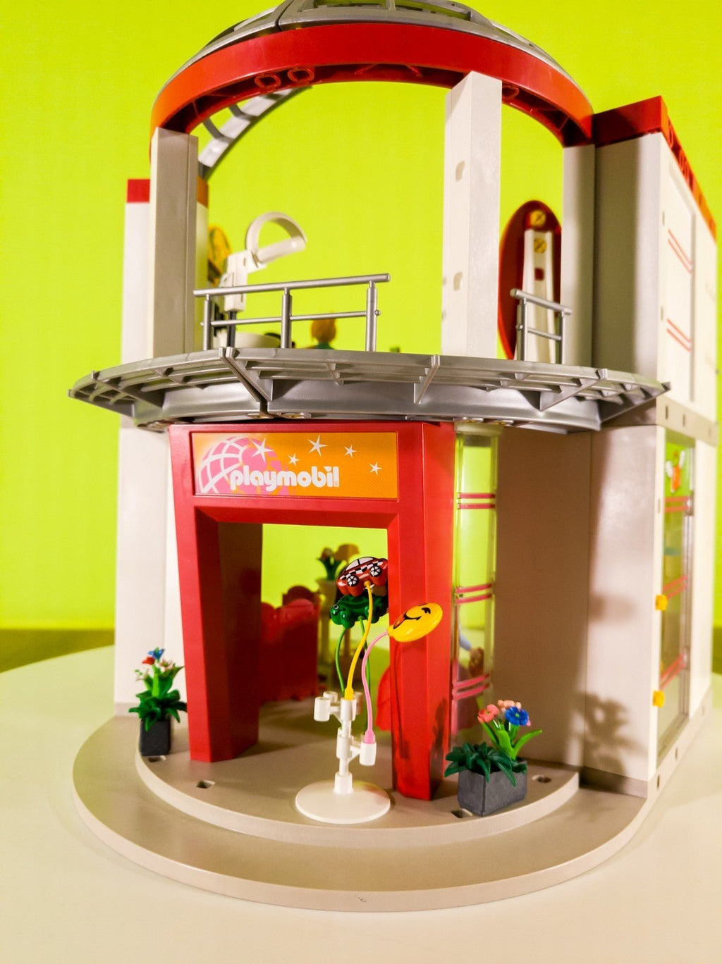 PLAYMOBIL Shopping Center 5485 Friseur Boutique Figuren Eis nerdycustom MOC - nerdyvana.com