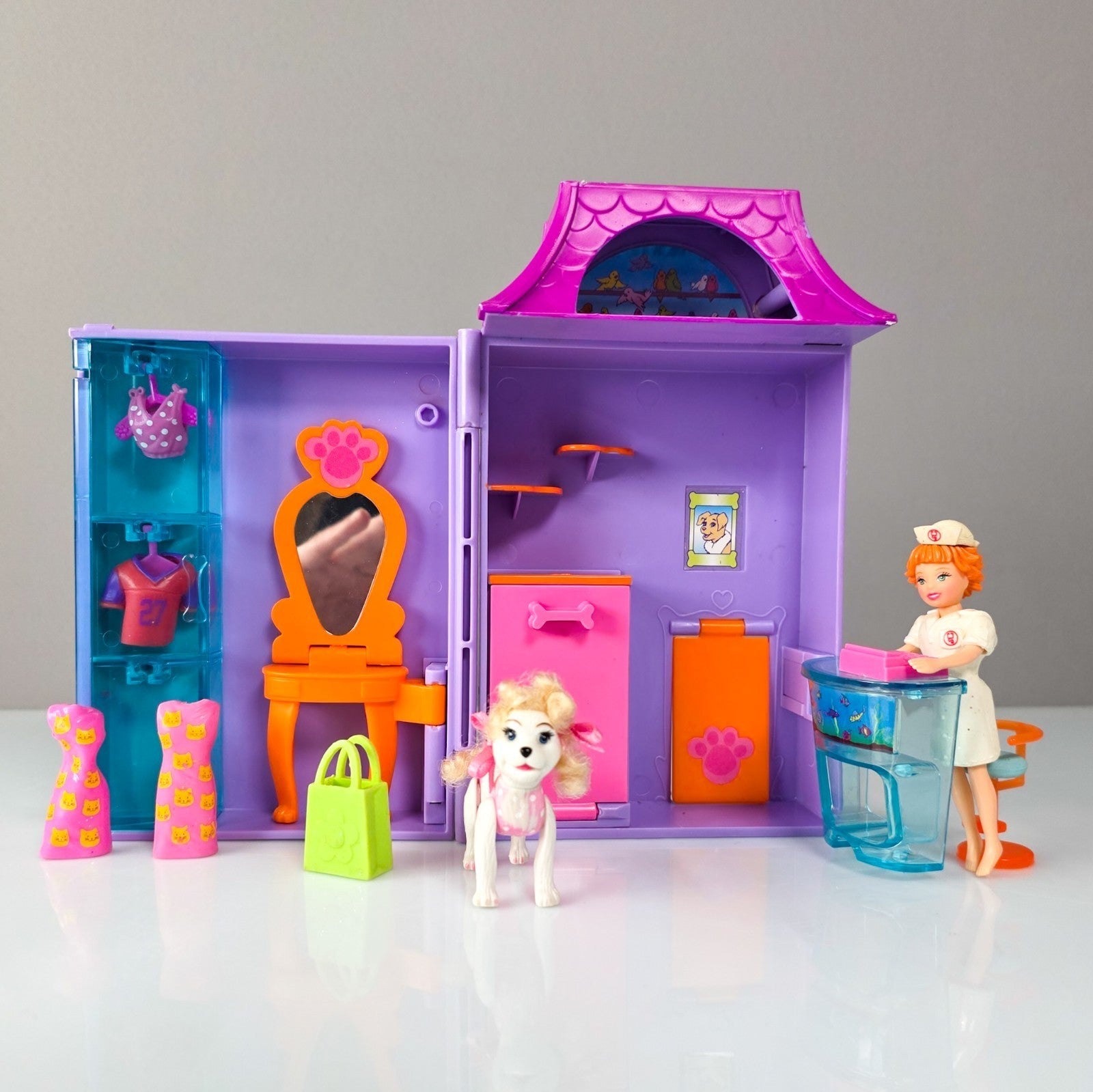 Polly Pocket Hundesalon Set 90er mit Hündin, Friseurin & Zubehör nerdycustom - nerdyvana.com Hauptbild