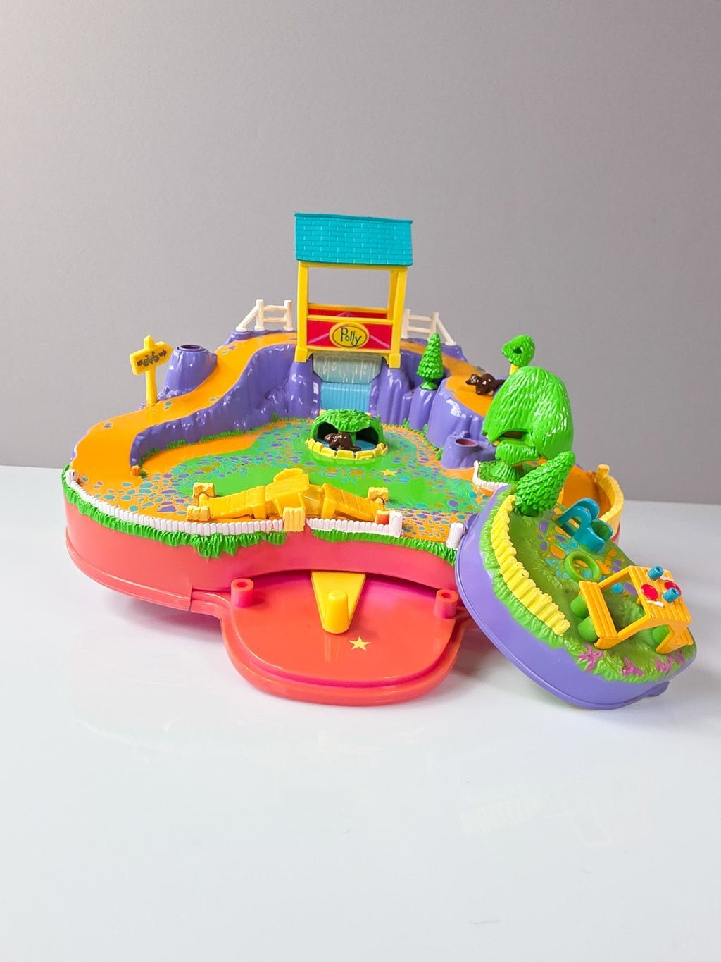 Polly Pocket Mattel BlueBird Toys Rockin’ Playground 1998 Retro Spielplatz 90s - nerdyvana.com