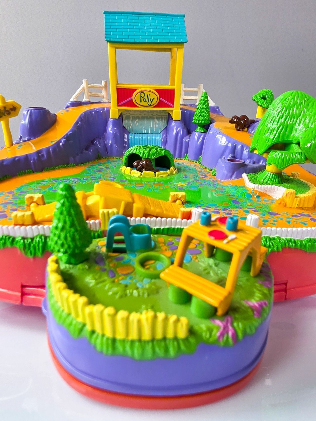 Polly Pocket Mattel BlueBird Toys Rockin’ Playground 1998 Retro Spielplatz 90s - nerdyvana.com