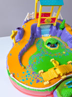 Polly Pocket Mattel BlueBird Toys Rockin’ Playground 1998 Retro Spielplatz 90s - nerdyvana.com