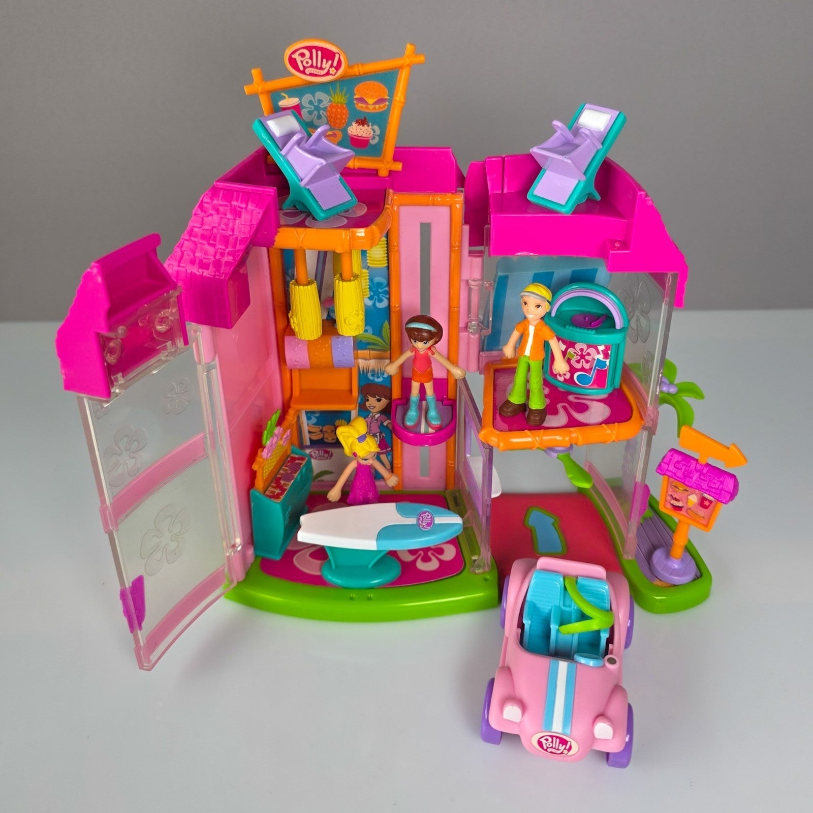 Polly Pocket Surf Villa Haus mit Figuren & Auto 2003 Mattel - nerdyvana.com Hauptbild