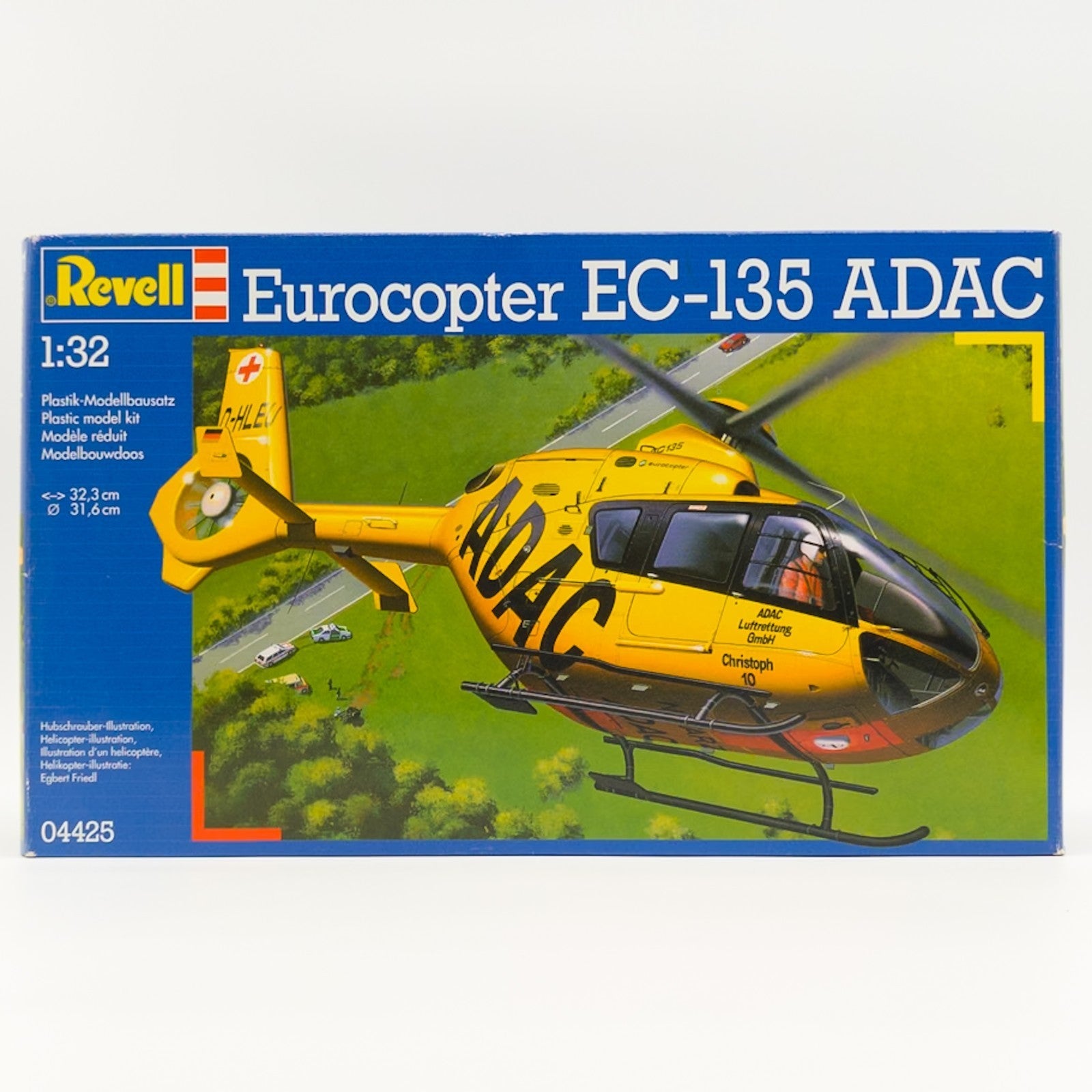 Revell Eurocopter EC 135 ADAC Plastik Modellbausatz 1:32 OVP - nerdyvana.com Hauptbild