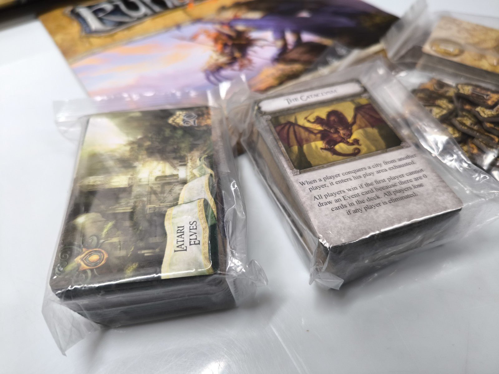 Rune Age Deckbuilding Brettspiel 252 Karten FFG Terrinoth Runebound komplett OVP - nerdyvana.com