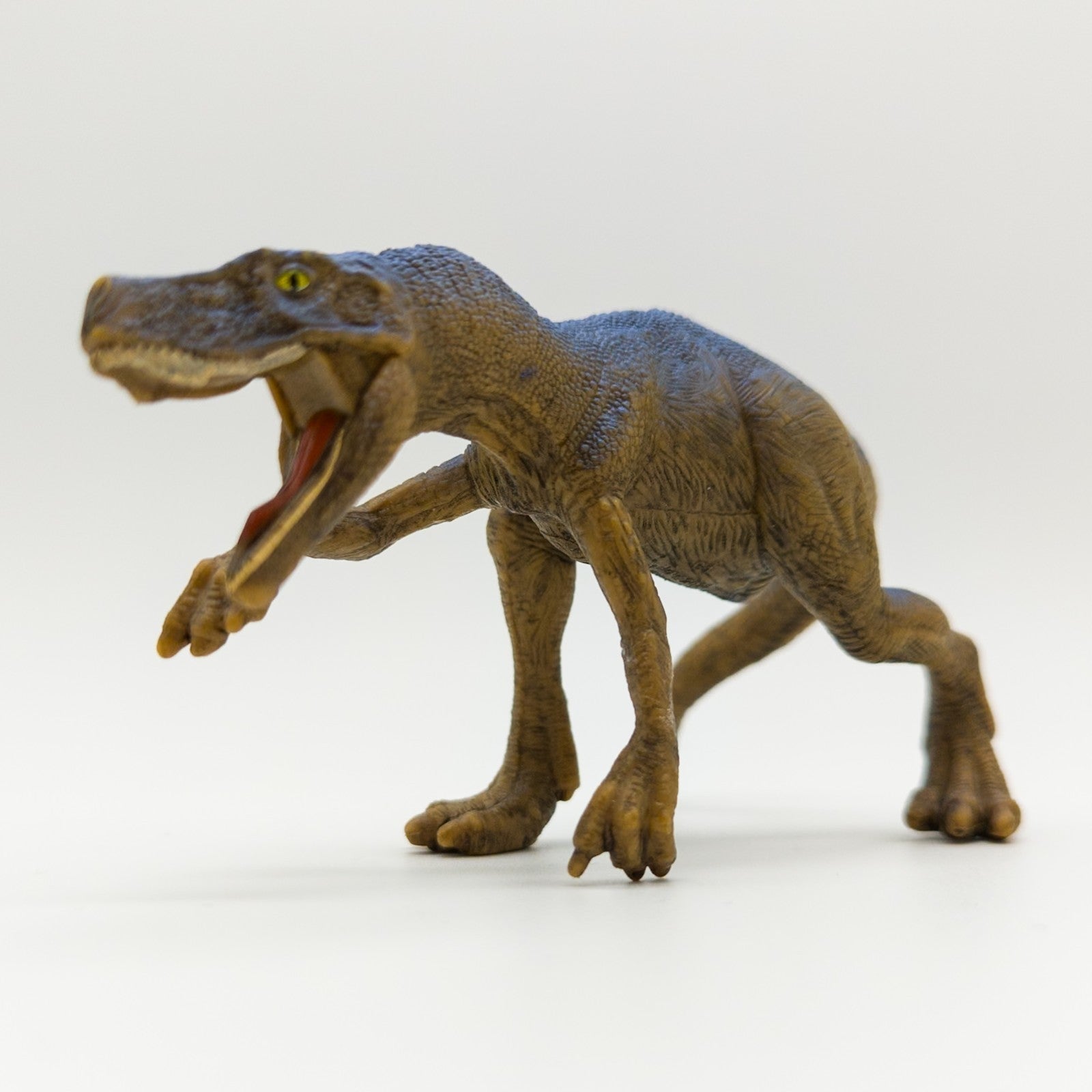 schleich Dinosaurier Herrerasaurus Figur braun blau 2019 - nerdyvana.com