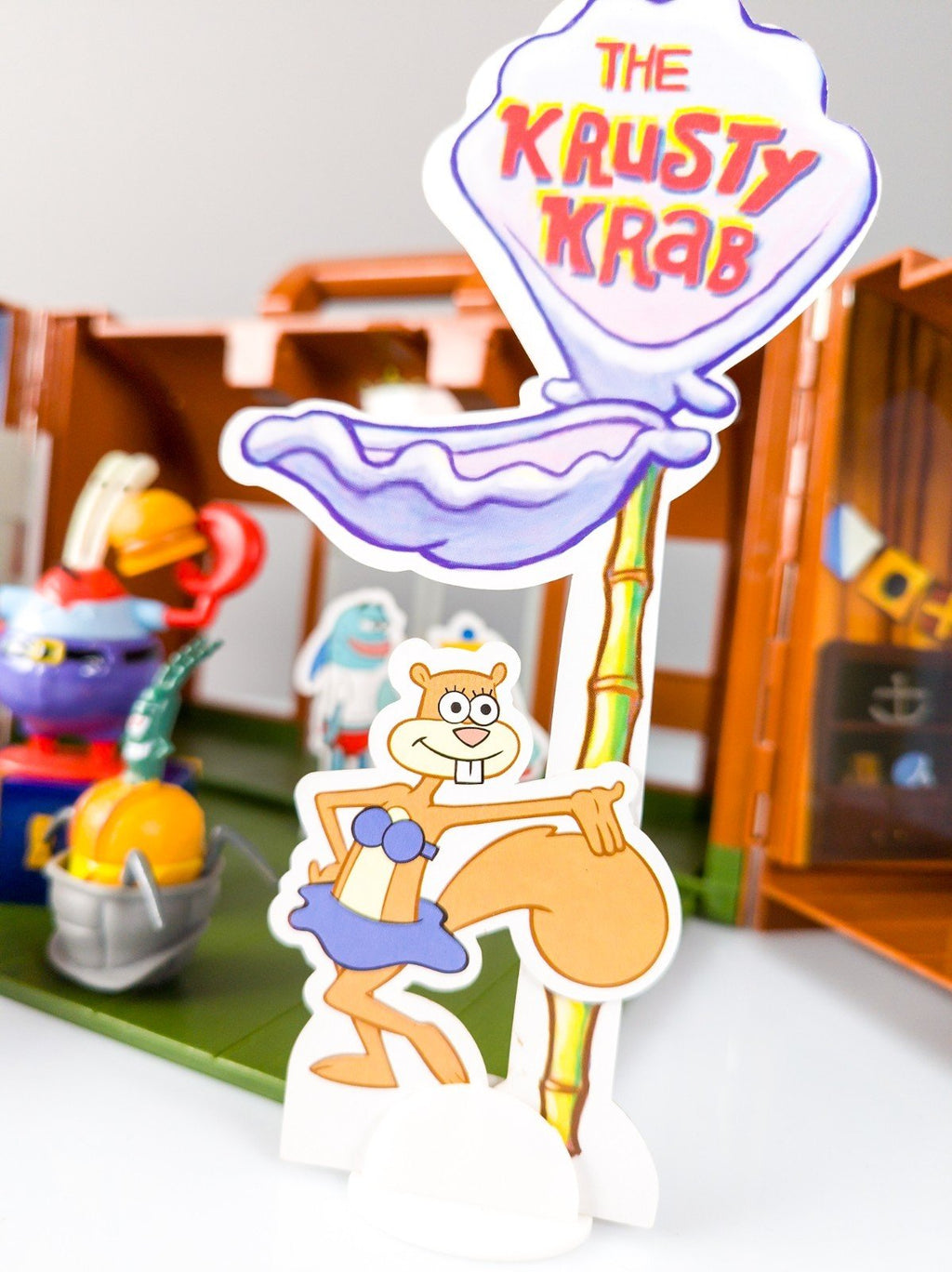 SpongeBob Schwammkopf Krusty Krab Spielset 2013 Simba Toys komplett 27 - tlg RAR - nerdyvana.com
