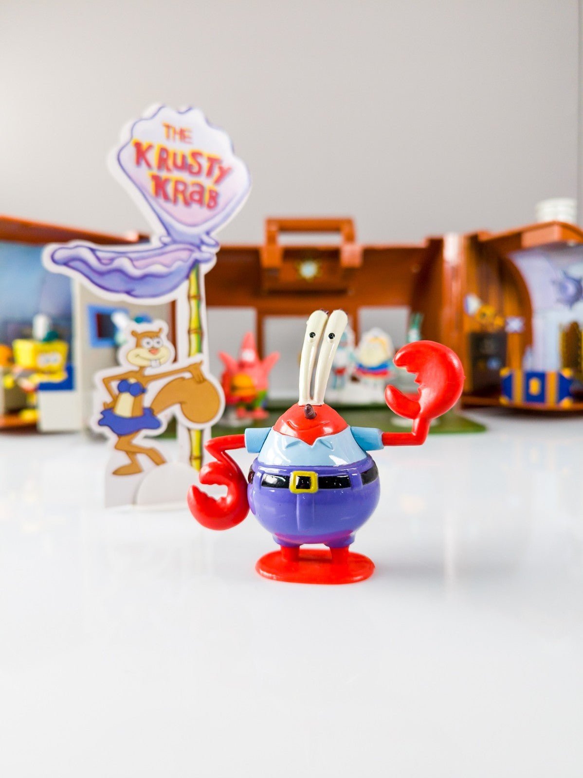 SpongeBob Schwammkopf Krusty Krab Spielset 2013 Simba Toys komplett 27 - tlg RAR - nerdyvana.com