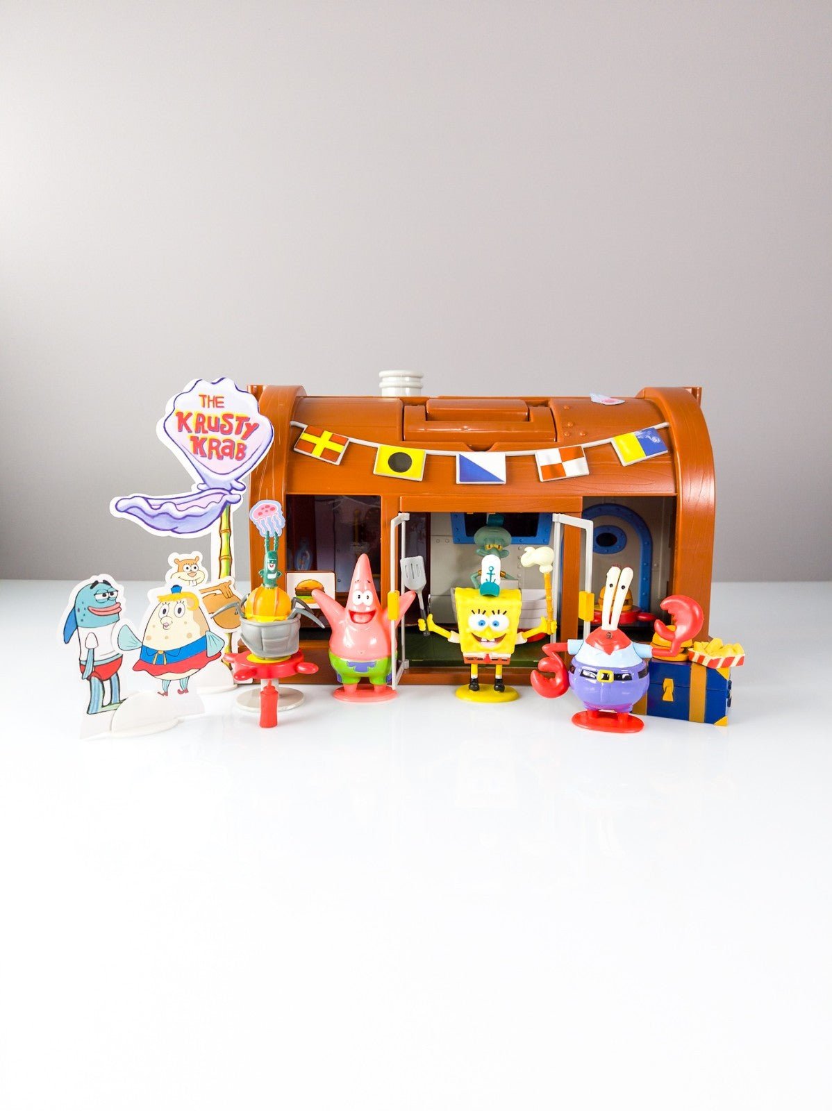 SpongeBob Schwammkopf Krusty Krab Spielset 2013 Simba Toys komplett 27-tlg RAR - nerdyvana.com