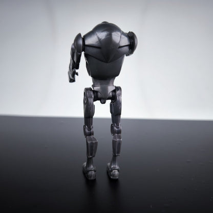 Star Wars Super Battle Droid C-001C Hasbro Actionfigur Clone Wars 10 cm lose TOP - nerdyvana.com