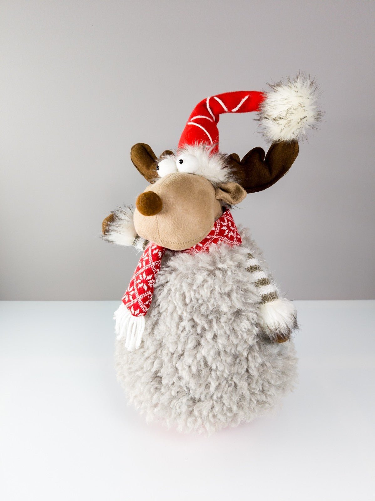 Weihnachts - Elch Figur Tier Stehaufmännchen Zipfelmütze & Schal ca. 40 cm Deko - nerdyvana.com